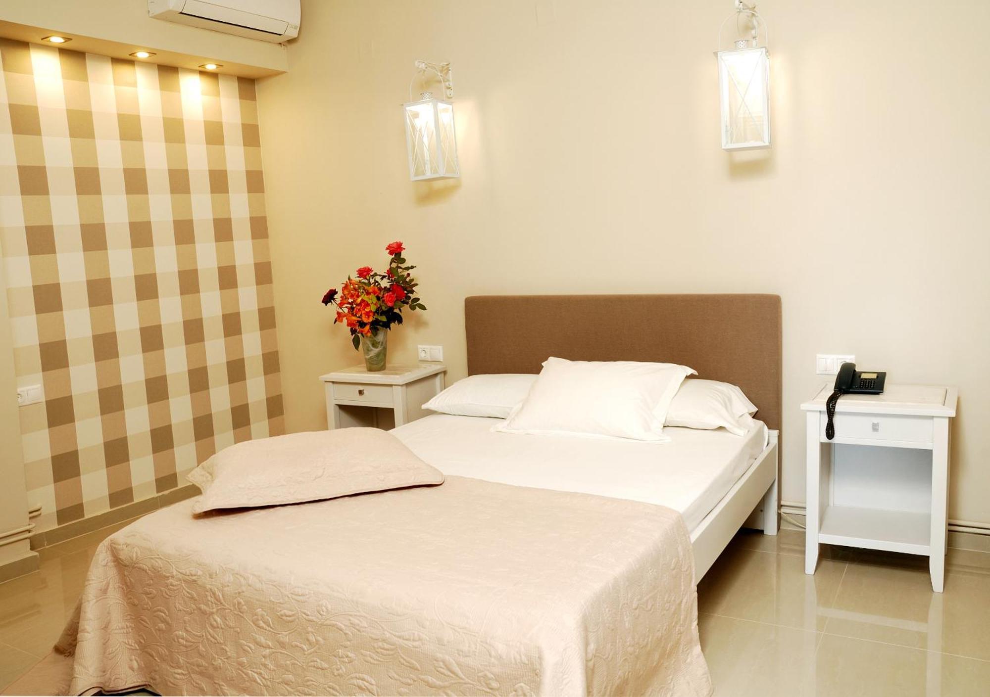 Ariadnes Holiday Accommodation Apidias Lakos 外观 照片